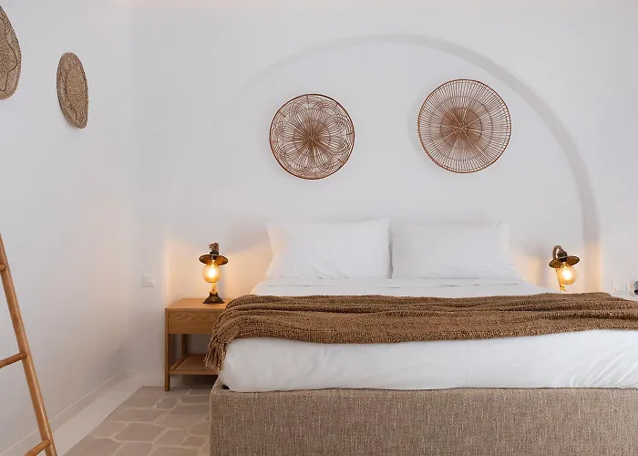 Mykonian Style W Shared Pool & Nighttime Security Guard * オルノス