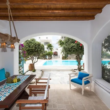 Mykonian Style W Shared Pool & Nighttime Security Guard *