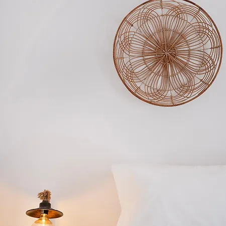 Mykonian Style W Shared Pool & Nighttime Security Guard Apartman Ornósz