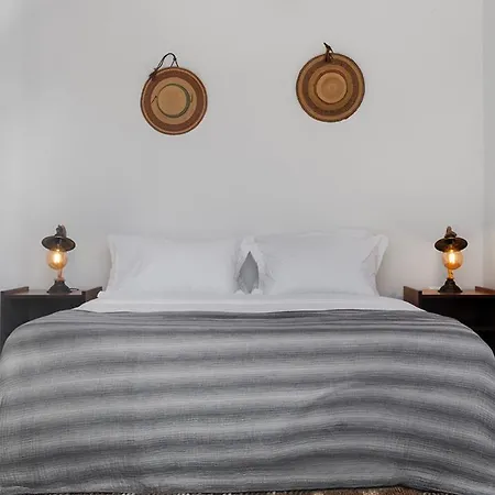 Apartman Mykonian Style W Shared Pool & Nighttime Security Guard