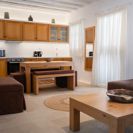 Mykonian Style W Shared Pool & Nighttime Security Guard * Ornos (Mykonos)