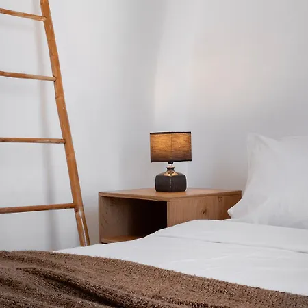 Mykonian Style W Shared Pool & Nighttime Security Guard Apartman *