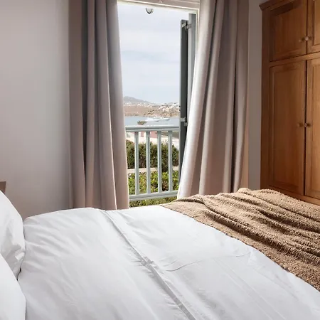 Mykonian Style W Shared Pool & Nighttime Security Guard Apartman Ornósz