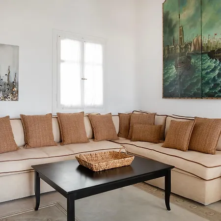 Mykonian Style W Shared Pool & Nighttime Security Guard Apartman Ornósz