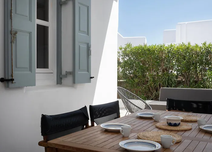 Apartment Mykonian Style W Shared Pool & Nighttime Security Guard