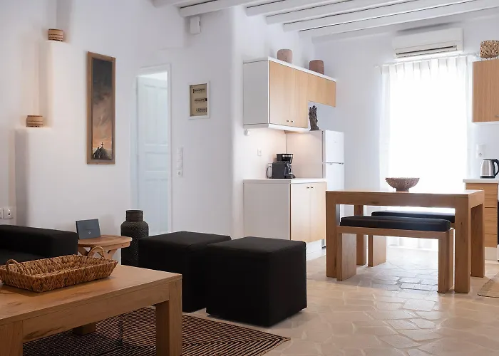 Mykonian Style W Shared Pool & Nighttime Security Guard Apartment Ornos (Mykonos)