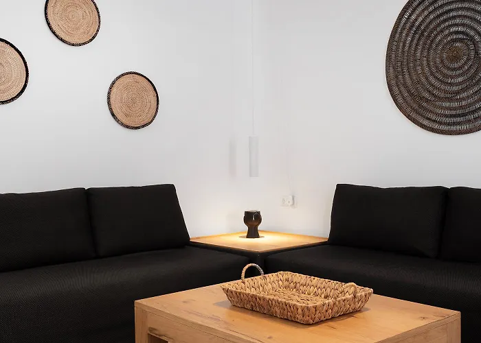 Mykonian Style W Shared Pool & Nighttime Security Guard *