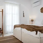 Mykonian Style W Shared Pool & Nighttime Security Guard Apartament